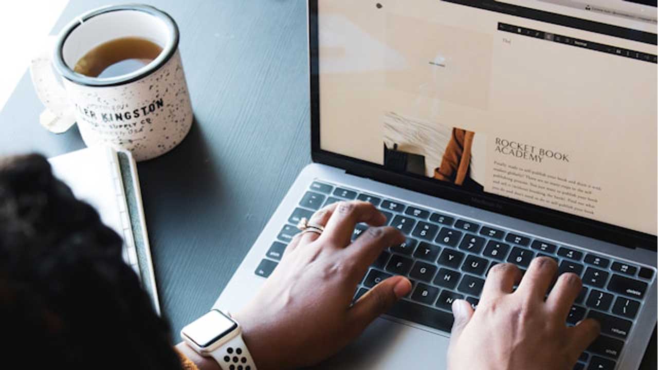 Is Blogging Still Relevant in 2026? A Realistic Look at What Still Works